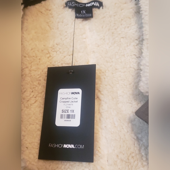 Brand New, Never worn Fashion Nova Cropped Jacket - Picture 5 of 5